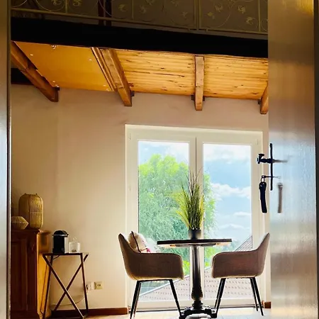 B E D & A G E D E S I G N -large- Wunderschoenes Mit Bad - Rechnungserstellung Fuer Geschaeftsreisende & Firmen