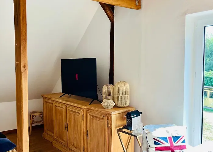 B E D & A G E D E S I G N -large- Wunderschoenes Mit Bad - Rechnungserstellung Fuer Geschaeftsreisende & Firmen شقة