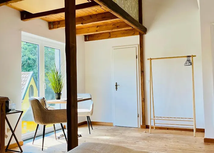 B E D & A G E D E S I G N -large- Wunderschoenes Mit Bad - Rechnungserstellung Fuer Geschaeftsreisende & Firmen