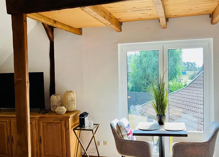 B E D & A G E D E S I G N -large- Wunderschoenes Mit Bad - Rechnungserstellung Fuer Geschaeftsreisende & Firmen شقة