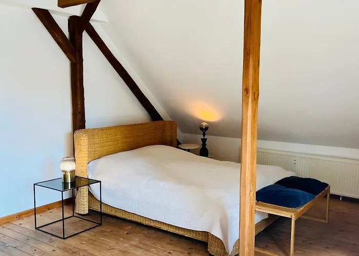 B E D & A G E D E S I G N -large- Wunderschoenes Mit Bad - Rechnungserstellung Fuer Geschaeftsreisende & Firmen شقة *