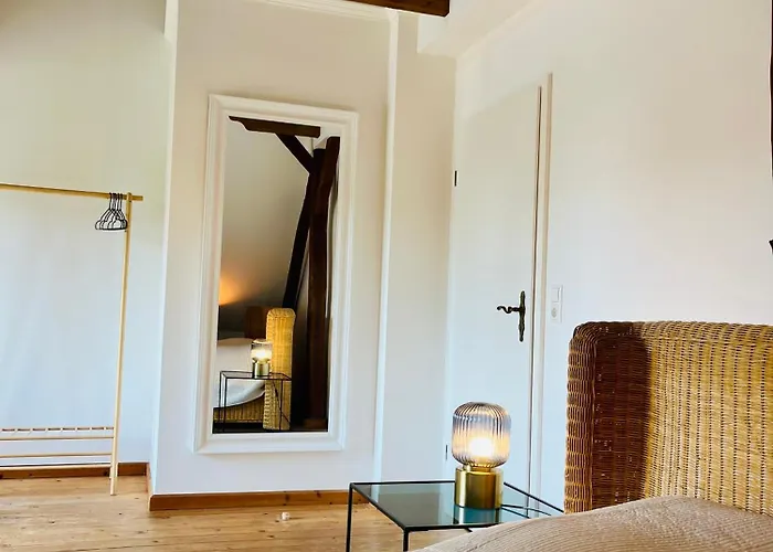 B E D & A G E D E S I G N -large- Wunderschoenes Mit Bad - Rechnungserstellung Fuer Geschaeftsreisende & Firmen *